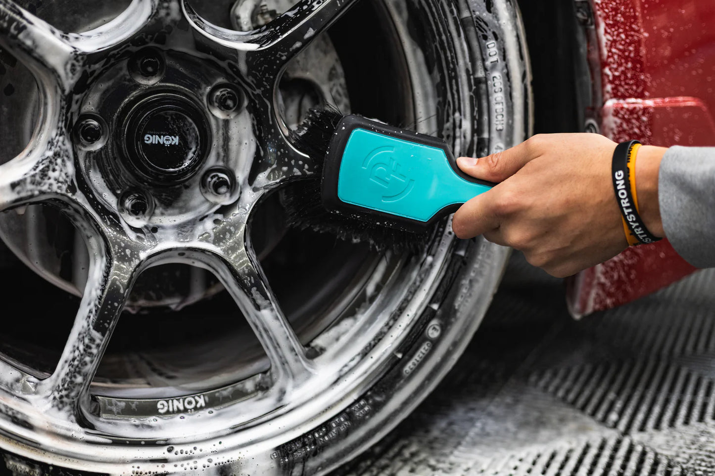 Detail Factory ProGrip Wheel Face Brush